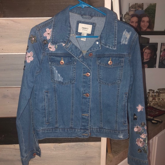 Forever 21 Jackets & Blazers - Unique Forever 21 Jean Jacket